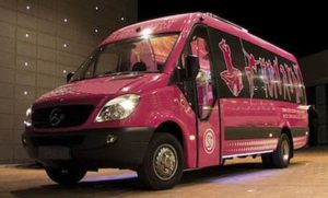 minibus para despedidas en rosa